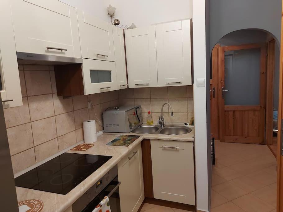 Homelyapartment Краків Екстер'єр фото